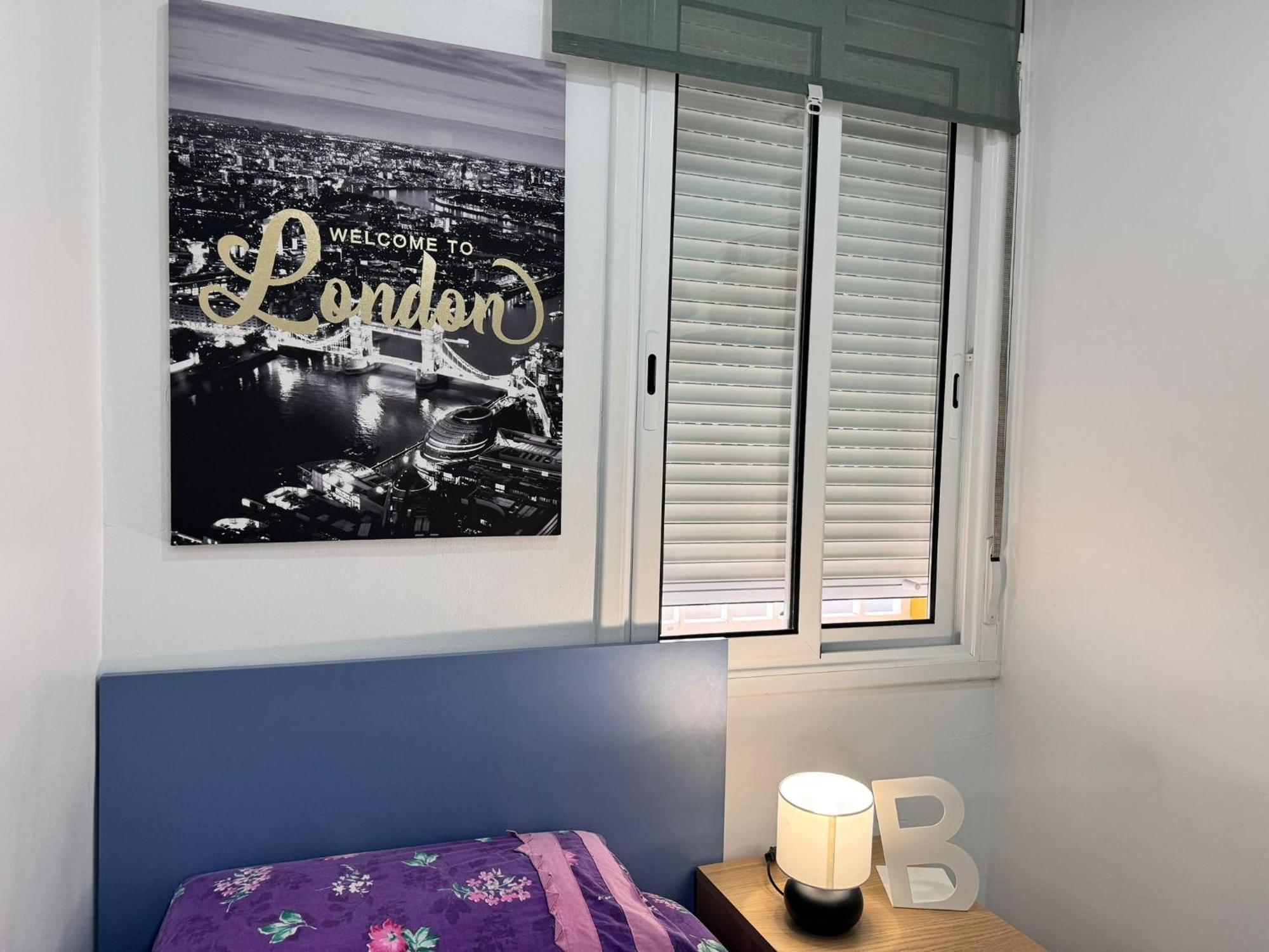 Near To And Barcelona Appartement