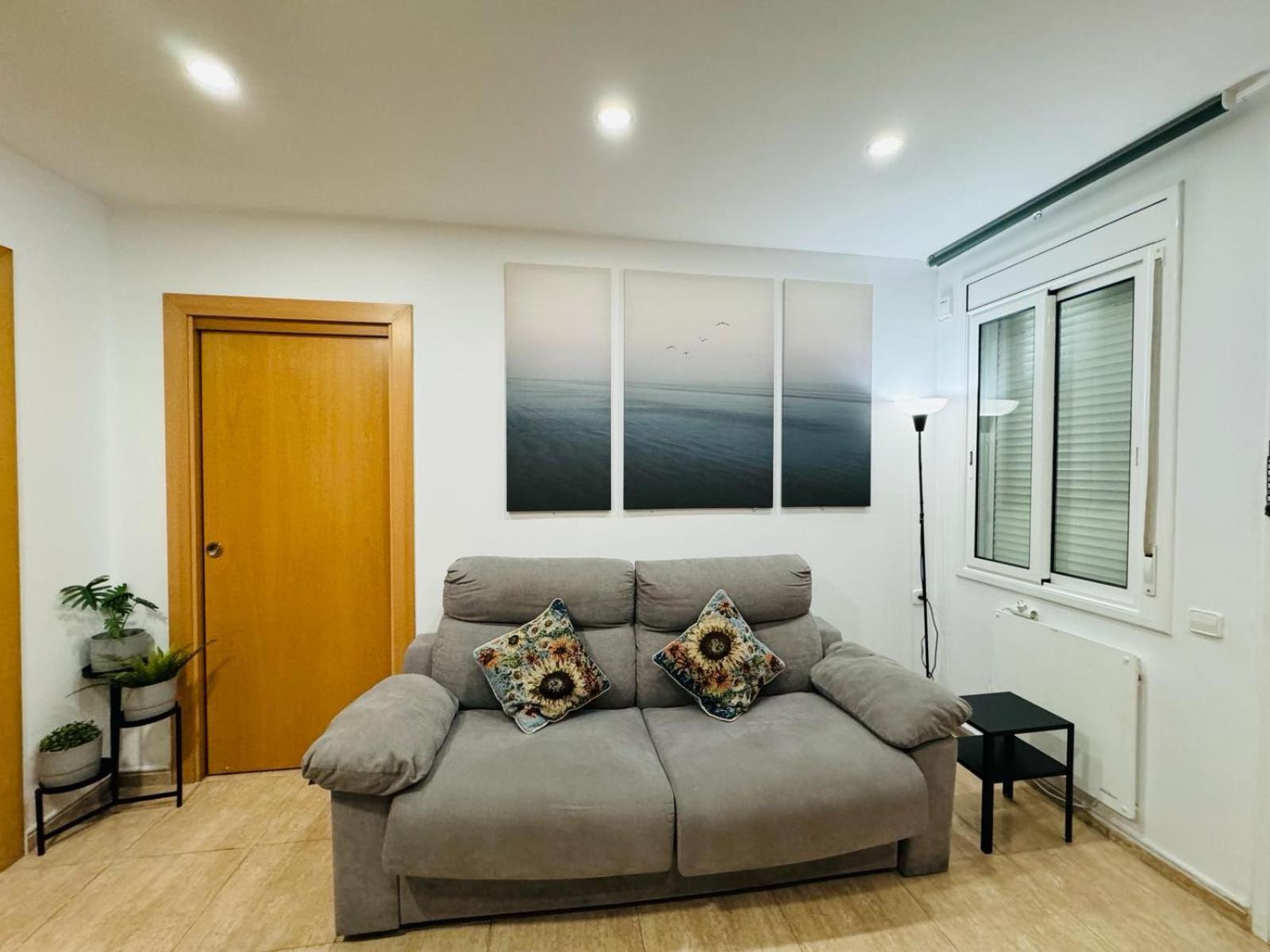 Apartment Near To And Barcelona *